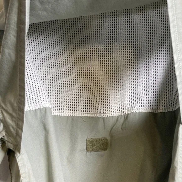 2/$15 Coosa County Clothier Team Triton Boats Vented Fishing Button Down - Picture 10 of 12